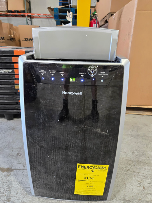 A/C Truckload — Mix of New, Return, Refurbished — 149 units / 21 pallets — FOB TX